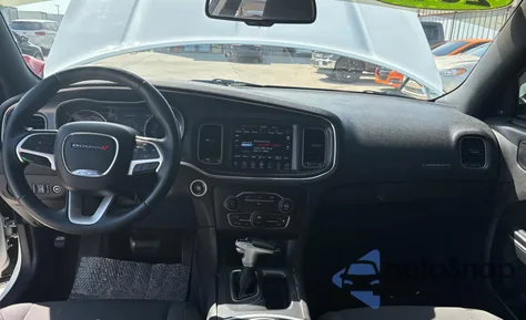 2017 Dodge Charger Sxt z USA, uszkodzony, nr VIN 2C3CDXHG8HH650797